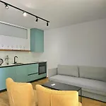 Cozy 296 * Durrës
