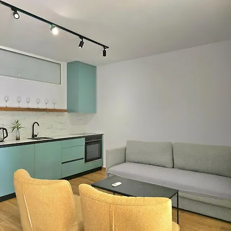 Cozy 296 * Durrës