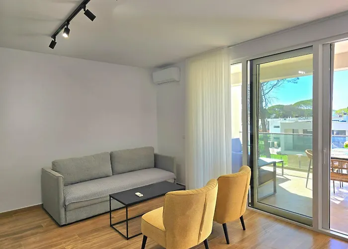 Cozy - 296 Apartament Durrës